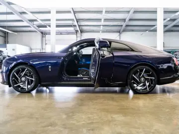ROLLS ROYCE Spectre   Black Badge   Shooting Star