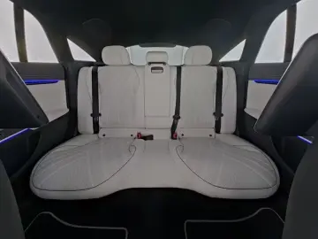 Mercedes-Benz EQS 580 AMG Manufaktur AR-HUD