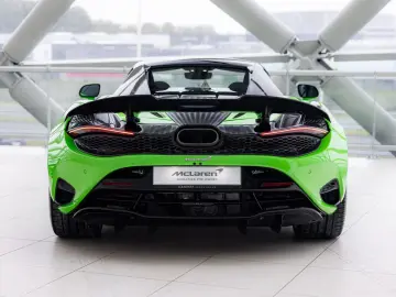 MCLAREN 750S Spider 4.0 V8   Mantis Green   Carbon Bonne