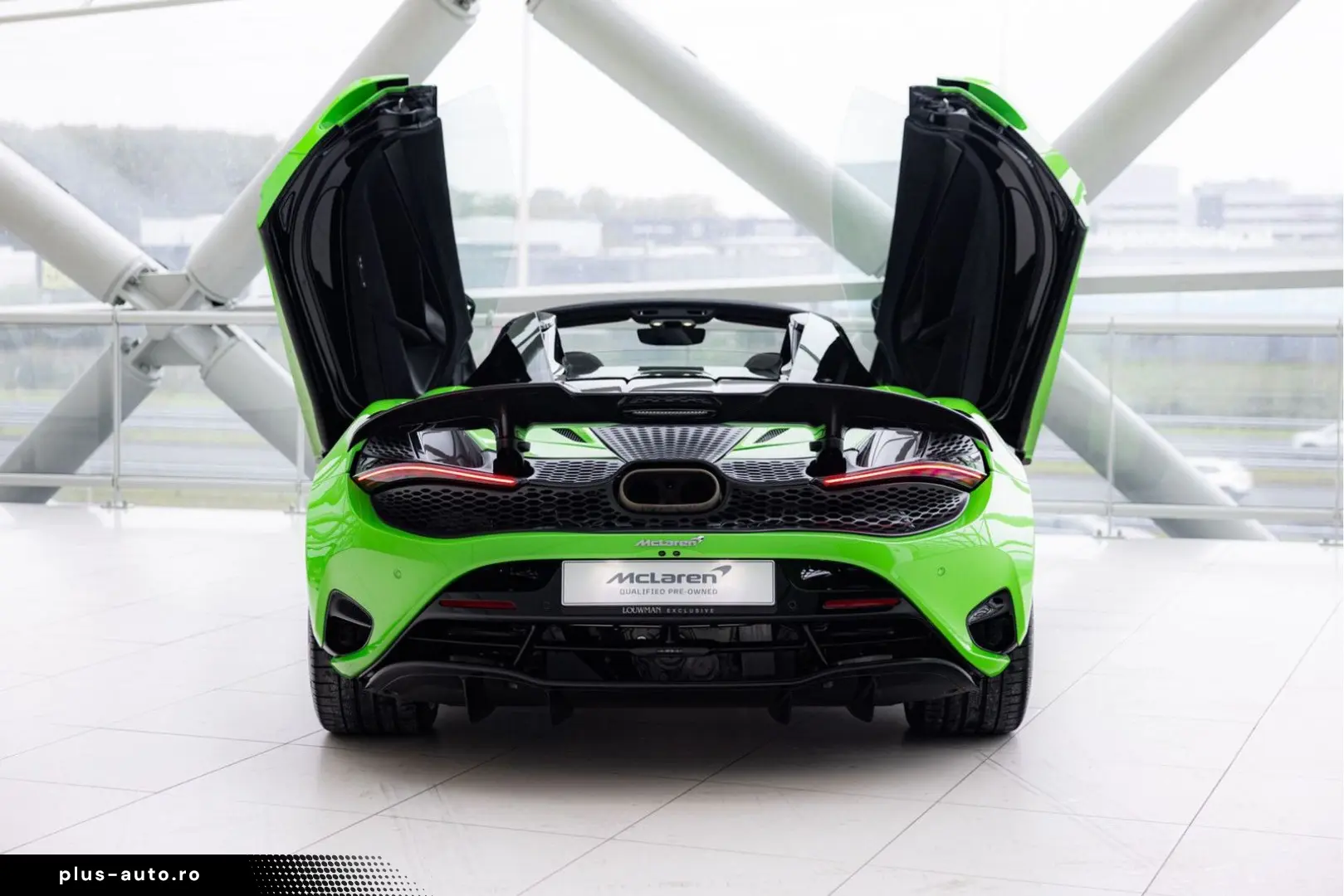 MCLAREN 750S Spider 4.0 V8   Mantis Green   Carbon Bonne