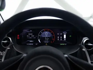 MCLAREN 750S Spider 4.0 V8   Mantis Green   Carbon Bonne