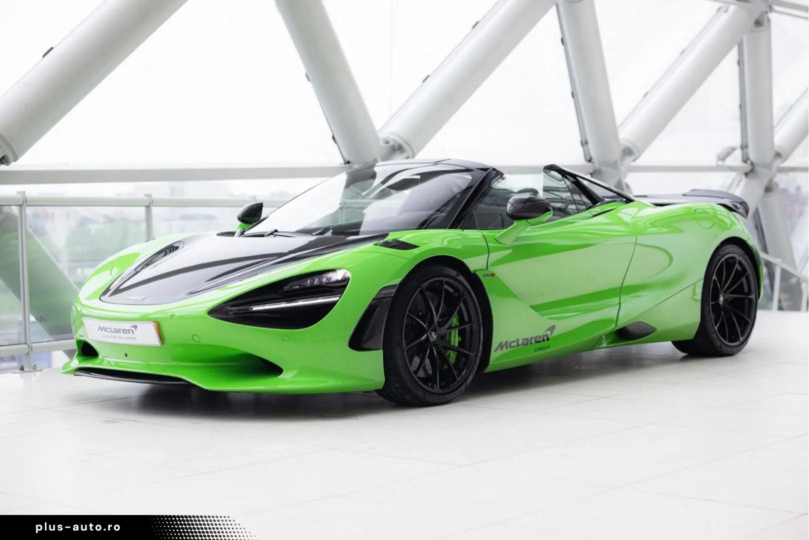 MCLAREN 750S Spider 4.0 V8   Mantis Green   Carbon Bonne