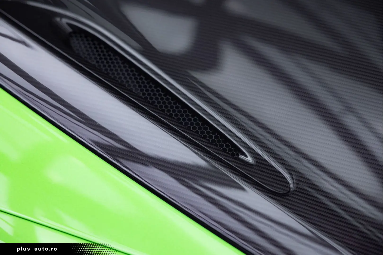 MCLAREN 750S Spider 4.0 V8   Mantis Green   Carbon Bonne