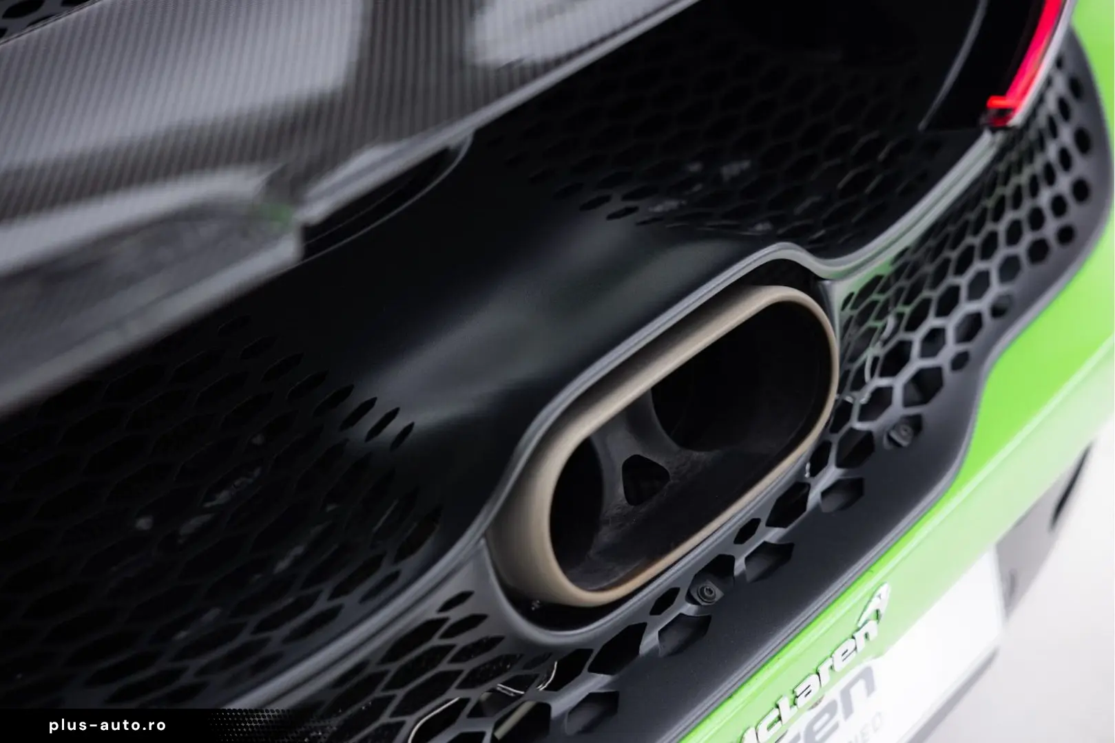MCLAREN 750S Spider 4.0 V8   Mantis Green   Carbon Bonne