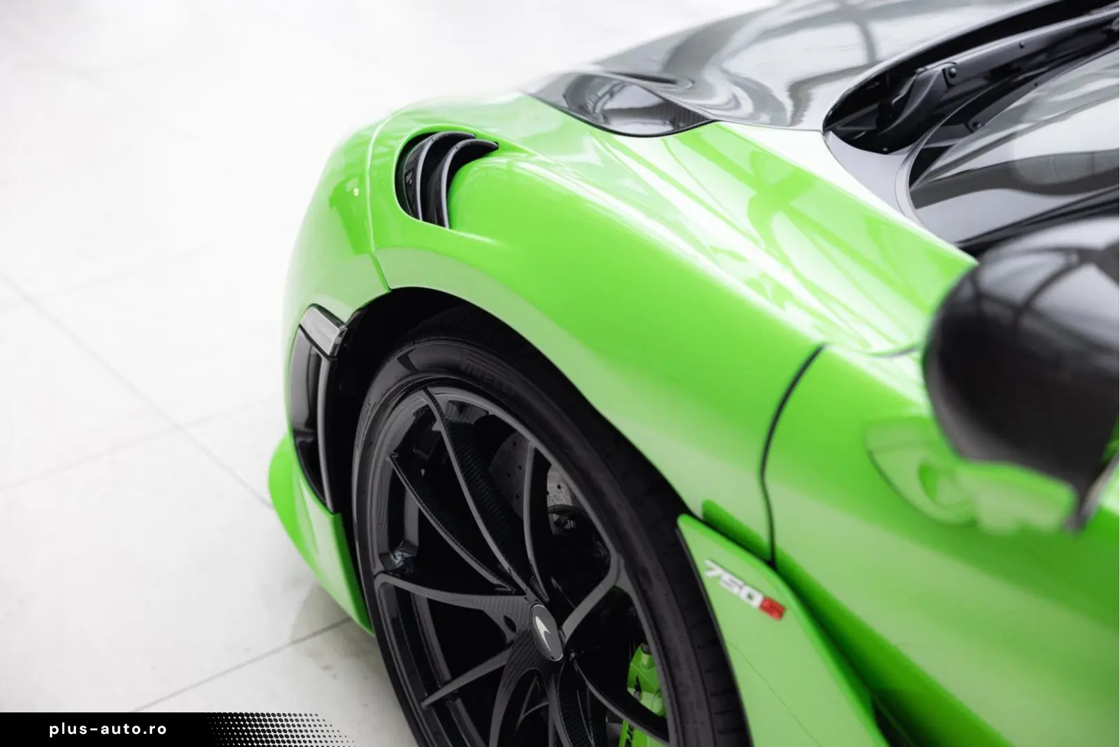 MCLAREN 750S Spider 4.0 V8   Mantis Green   Carbon Bonne