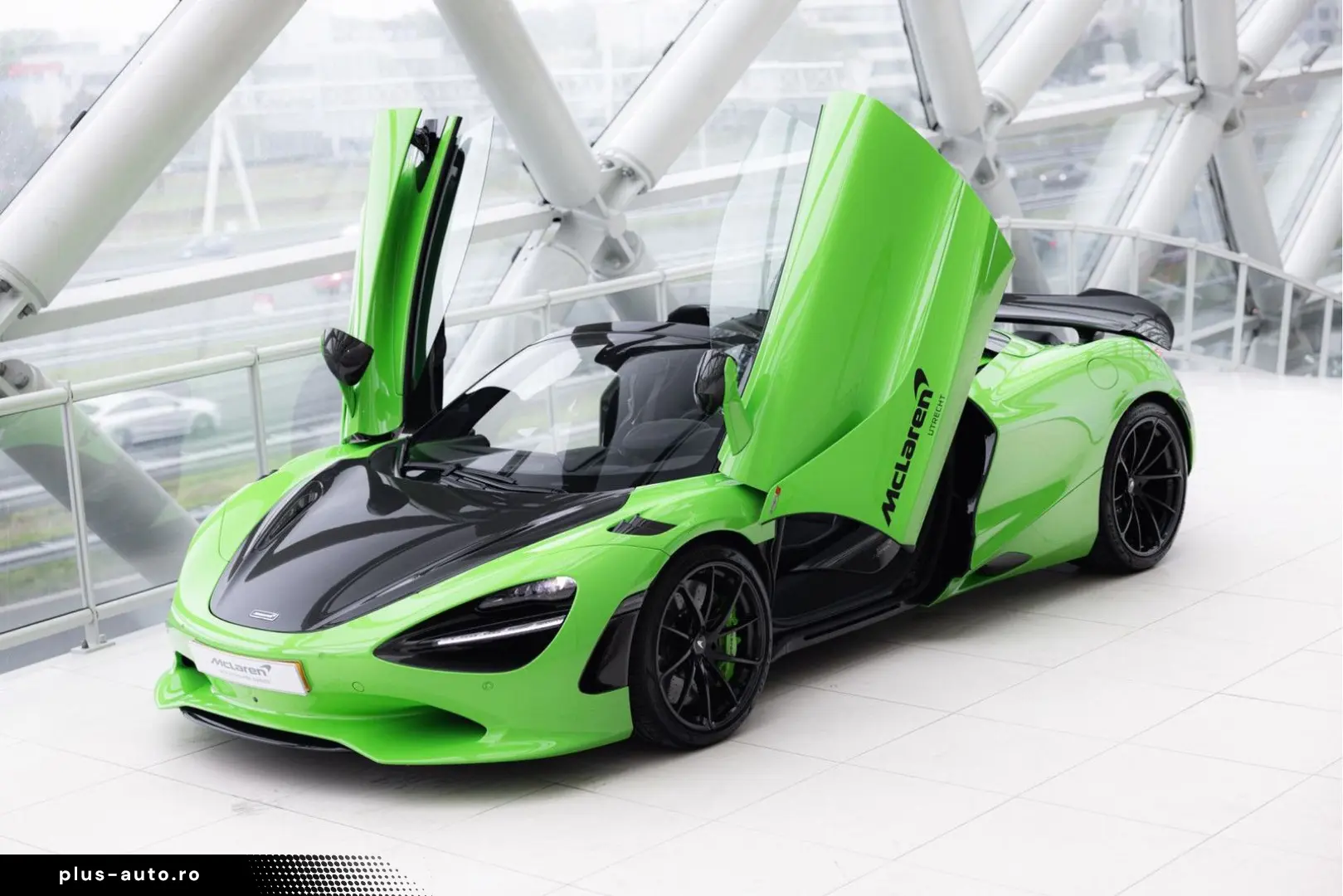 MCLAREN 750S Spider 4.0 V8   Mantis Green   Carbon Bonne