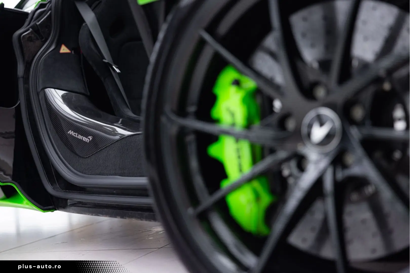MCLAREN 750S Spider 4.0 V8   Mantis Green   Carbon Bonne