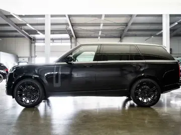 Land Rover Range Rover P530 LWB Autobiography