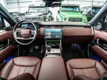 Land Rover Range Rover P530 LWB Autobiography