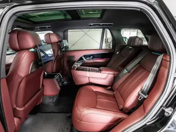 Land Rover Range Rover P530 LWB Autobiography