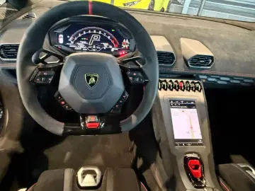 LAMBORGHINI Huracán STO  5.2L V10 LDF7