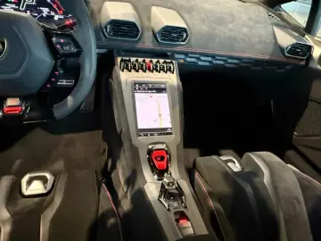 LAMBORGHINI Huracán STO  5.2L V10 LDF7