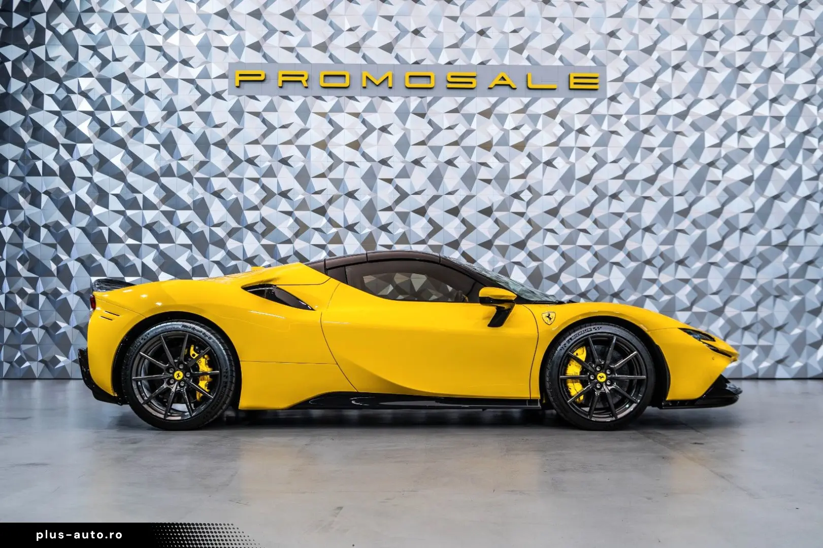 FERRARI SF90 Spider Assetto Fiorano