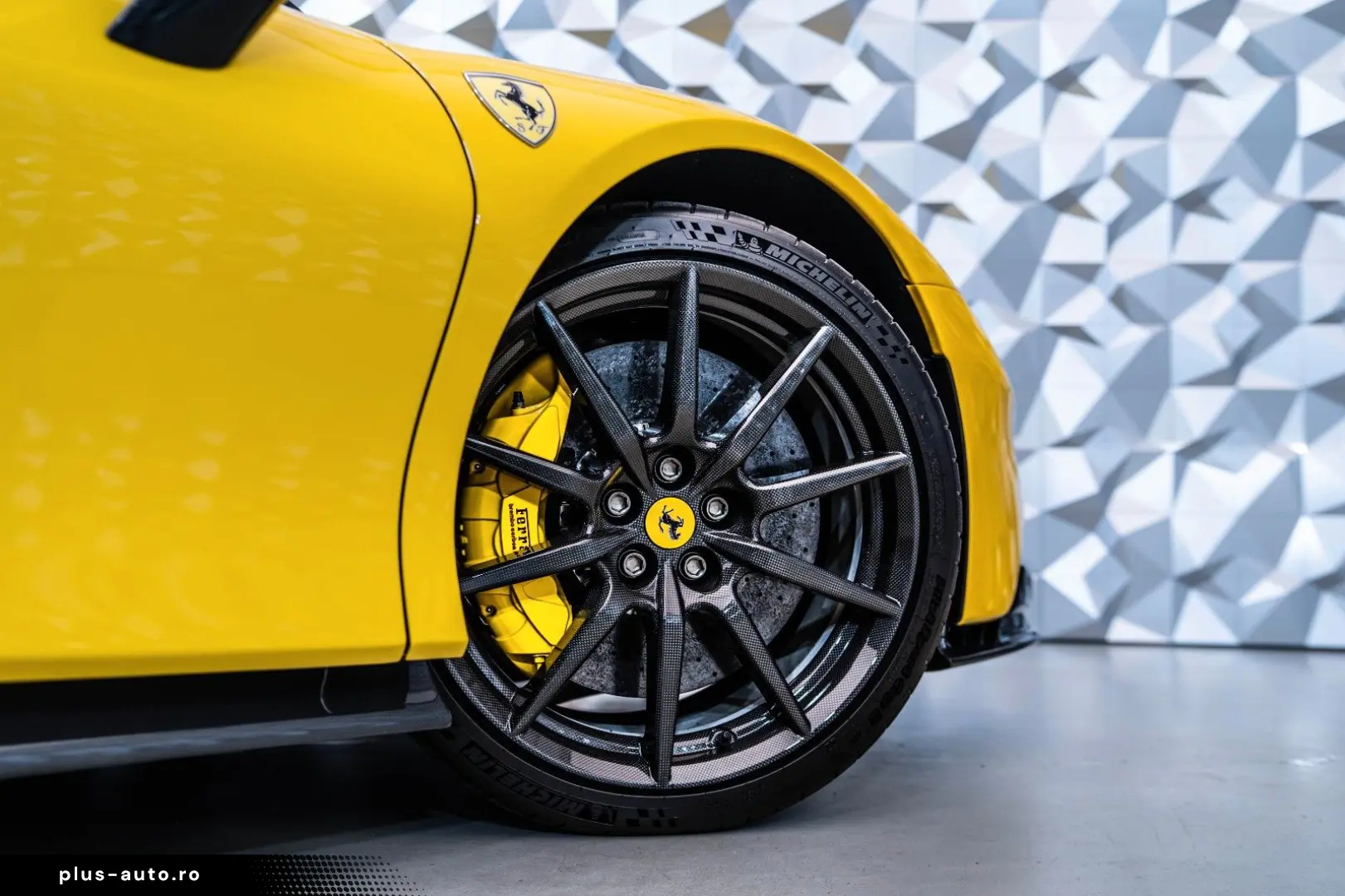 FERRARI SF90 Spider Assetto Fiorano