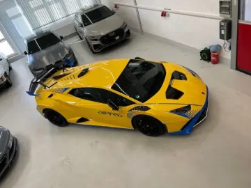 LAMBORGHINI Huracan STO 1of 1  Lift  Carbon  5 Yrs. Warranty