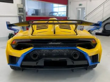 LAMBORGHINI Huracan STO 1of 1  Lift  Carbon  5 Yrs. Warranty