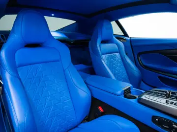 ASTON MARTIN Vanquish Coupe   25MY   Full Factory Options