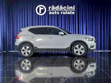 VOLVO XC 40 MOMENTUM PRO T2 163CP 2021