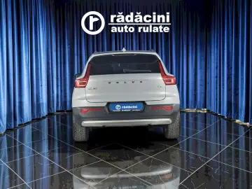 VOLVO XC 40 MOMENTUM PRO T2 163CP 2021