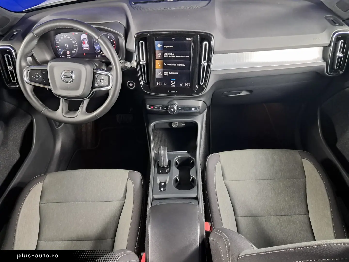 VOLVO XC 40 MOMENTUM PRO T2 163CP 2021