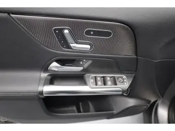MERCEDES-BENZ GLA 250 e Progressive Distr Multibeam &hellip;