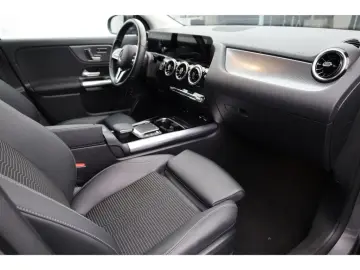 MERCEDES-BENZ GLA 250 e Progressive Distr Multibeam &hellip;