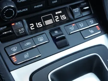 PORSCHE Boxster 718 S SAGA Kamera Chrono SHZ BOSE PDLS