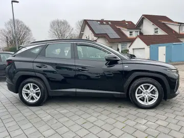 HYUNDAI Tucson Select Mild-Hybrid 2WD