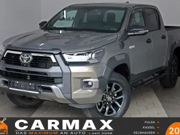TOYOTA Hilux 2.8 D-4D Invincible Navi ACC   AHK