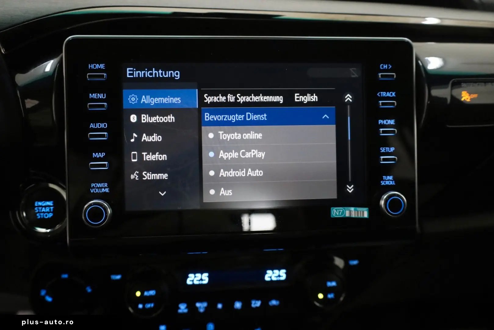 TOYOTA Hilux 2.8 D-4D Invincible Navi ACC   AHK