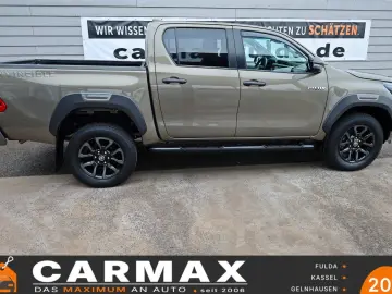 TOYOTA Hilux 2.8 D-4D Invincible Navi ACC   AHK