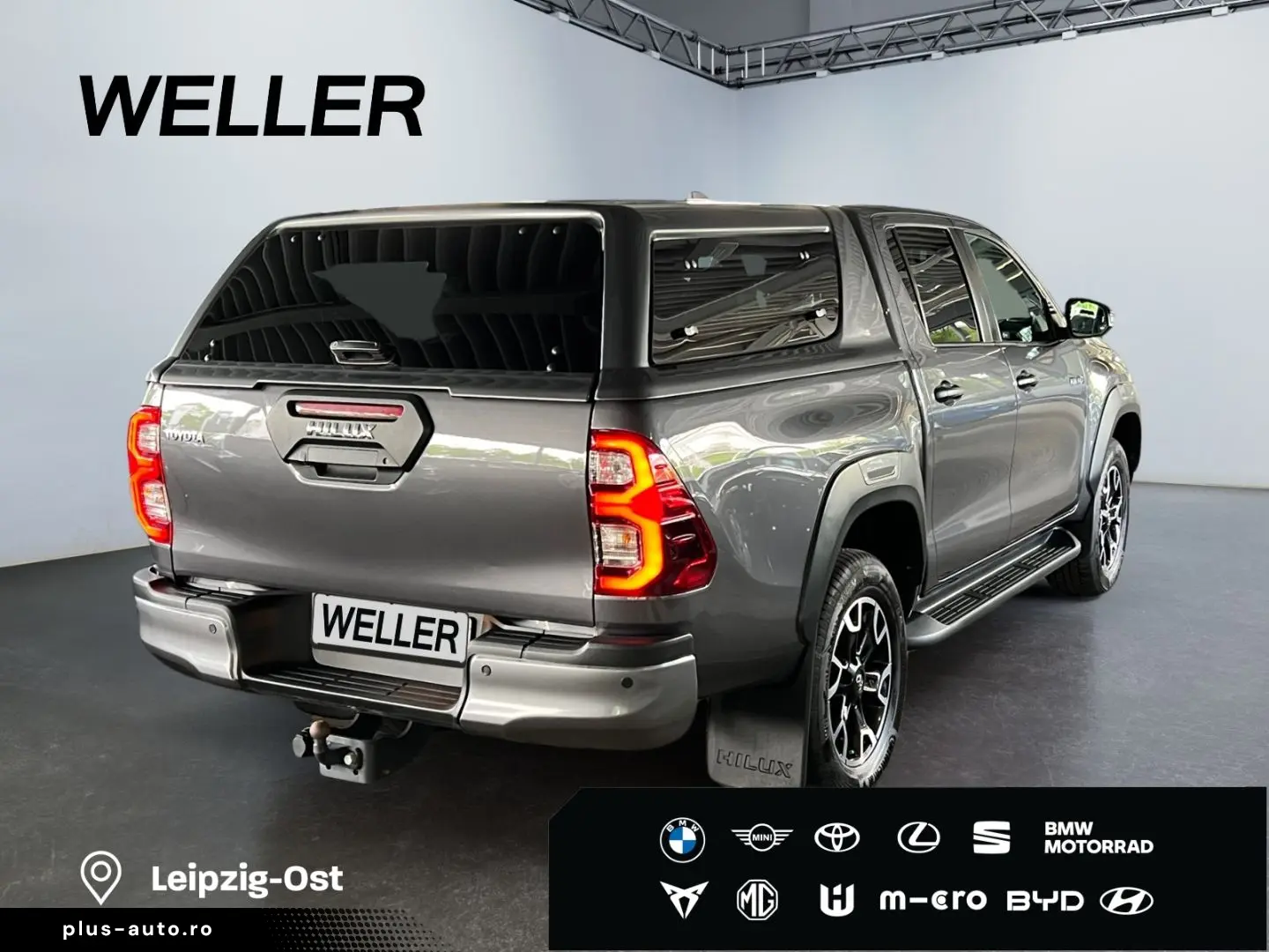 TOYOTA Hilux 4x4 Double Cab Invincible  Hardtop AHK 360