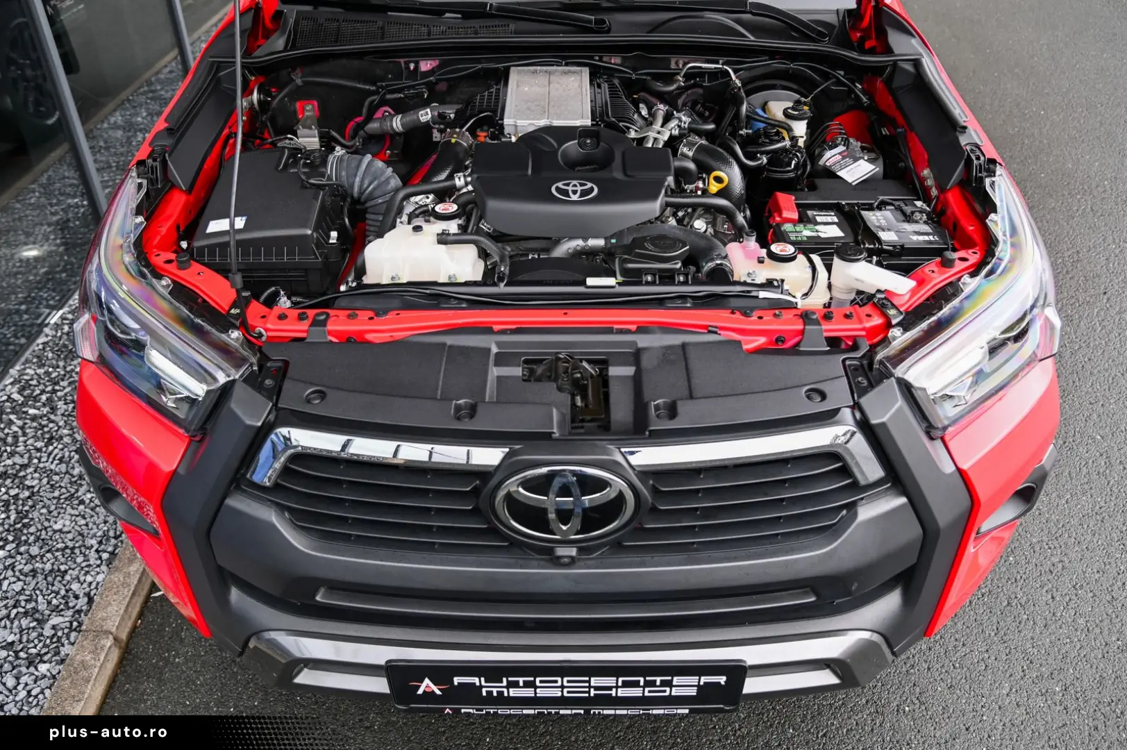 TOYOTA Hilux 2.8 D Aut. 4x4 Double Cab  Invincible  AHK