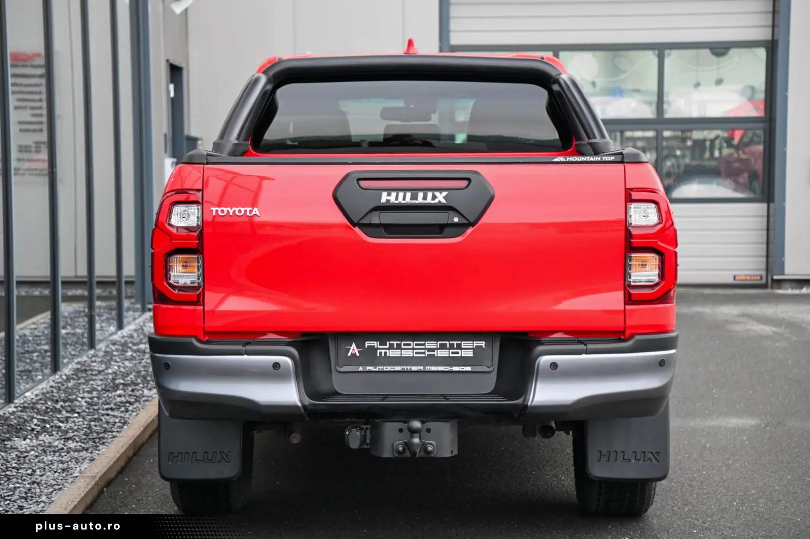 TOYOTA Hilux 2.8 D Aut. 4x4 Double Cab  Invincible  AHK