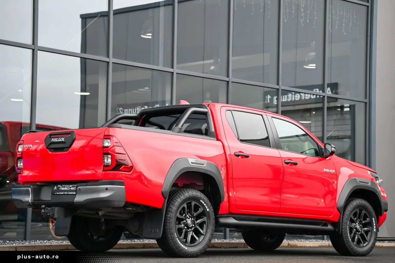 TOYOTA Hilux 2.8 D Aut. 4x4 Double Cab  Invincible  AHK