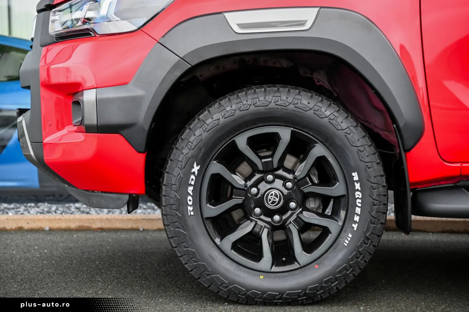 TOYOTA Hilux 2.8 D Aut. 4x4 Double Cab  Invincible  AHK