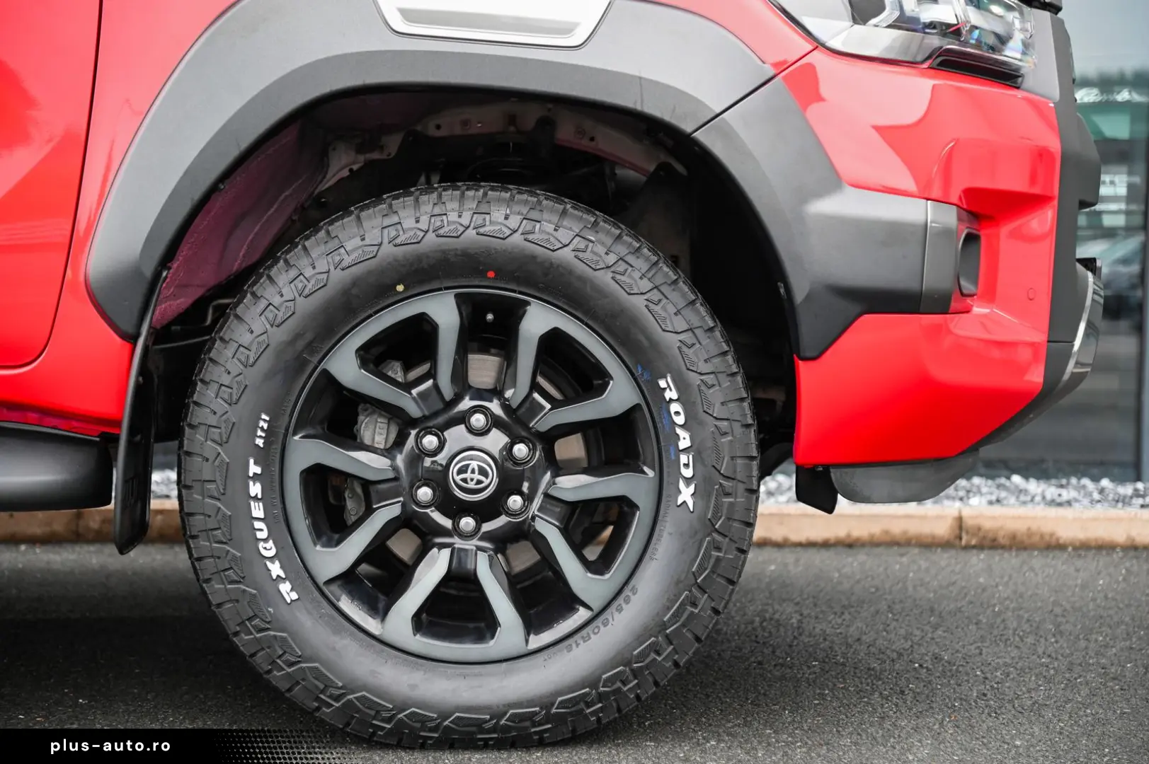 TOYOTA Hilux 2.8 D Aut. 4x4 Double Cab  Invincible  AHK