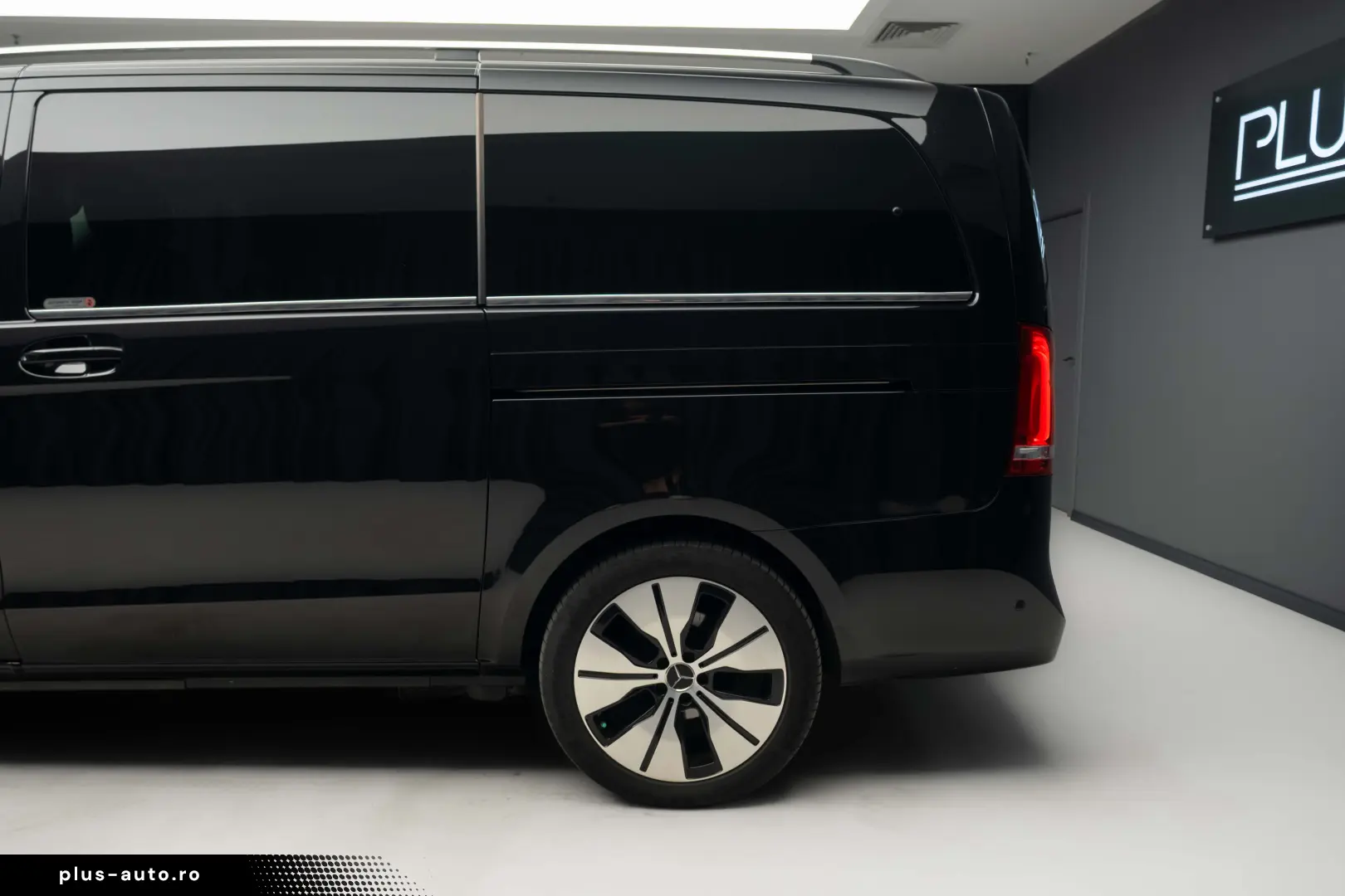 Mercedes-Benz V 300 d Lang 4Matic Avantgarde – 2023