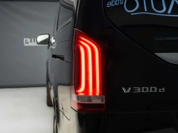 Mercedes-Benz V 300 d Lang 4Matic Avantgarde – 2023