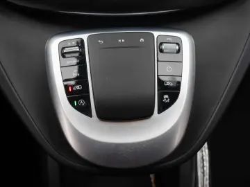 Mercedes-Benz V 300 d Lang 4Matic Avantgarde – 2023
