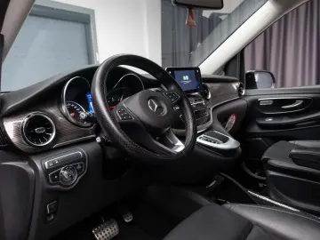 Mercedes-Benz V 300 d Lang 4Matic Avantgarde – 2023