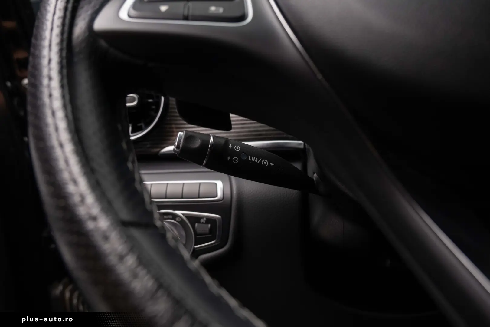 Mercedes-Benz V 300 d Lang 4Matic Avantgarde – 2023