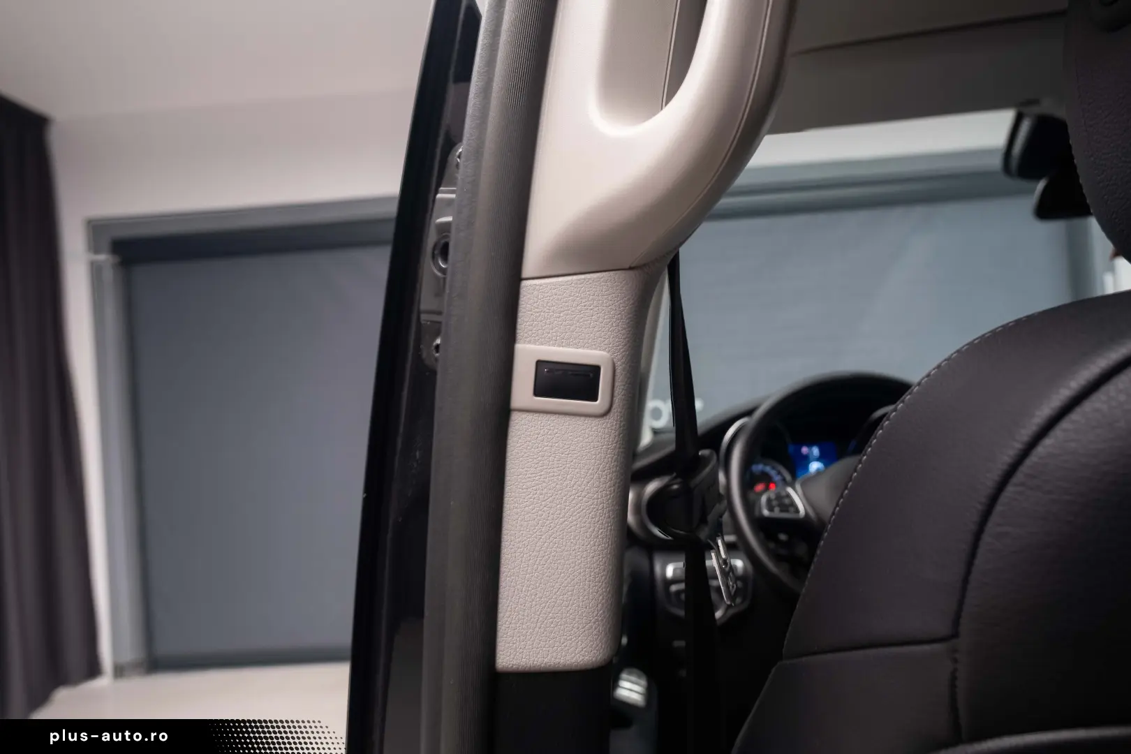 Mercedes-Benz V 300 d Lang 4Matic Avantgarde – 2023