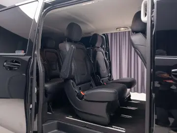 Mercedes-Benz V 300 d Lang 4Matic Avantgarde – 2023