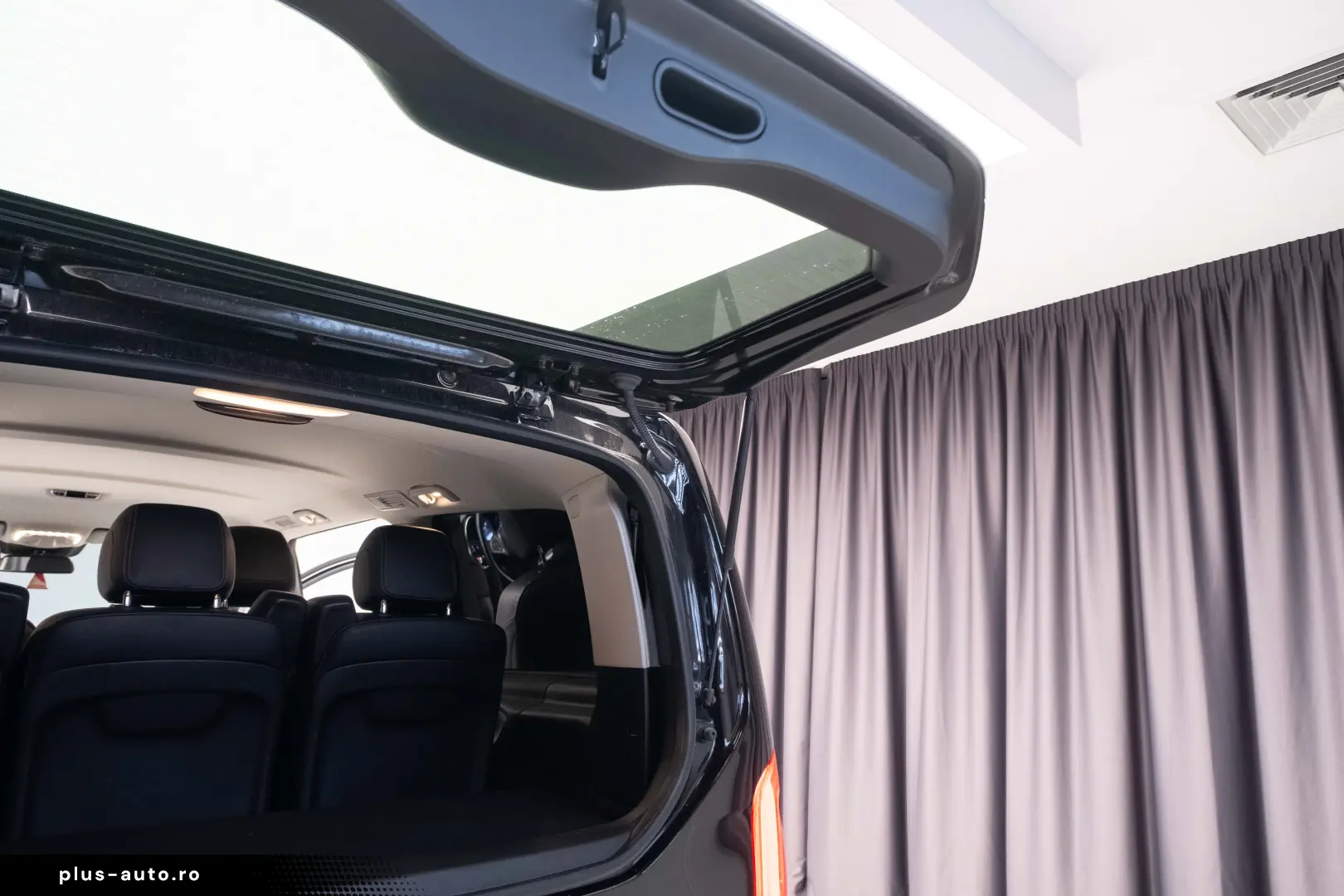 Mercedes-Benz V 300 d Lang 4Matic Avantgarde – 2023