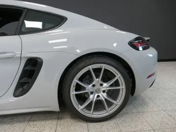 PORSCHE Cayman 718 SportChrono Leder Scheckheft - MwSt