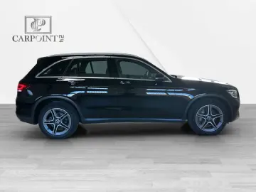 MERCEDES-BENZ GLC 220 d 4Matic AMG  LEDER NAVI PANO LED
