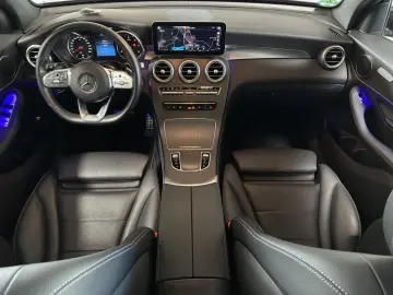 MERCEDES-BENZ GLC 220 d 4Matic AMG  LEDER NAVI PANO LED