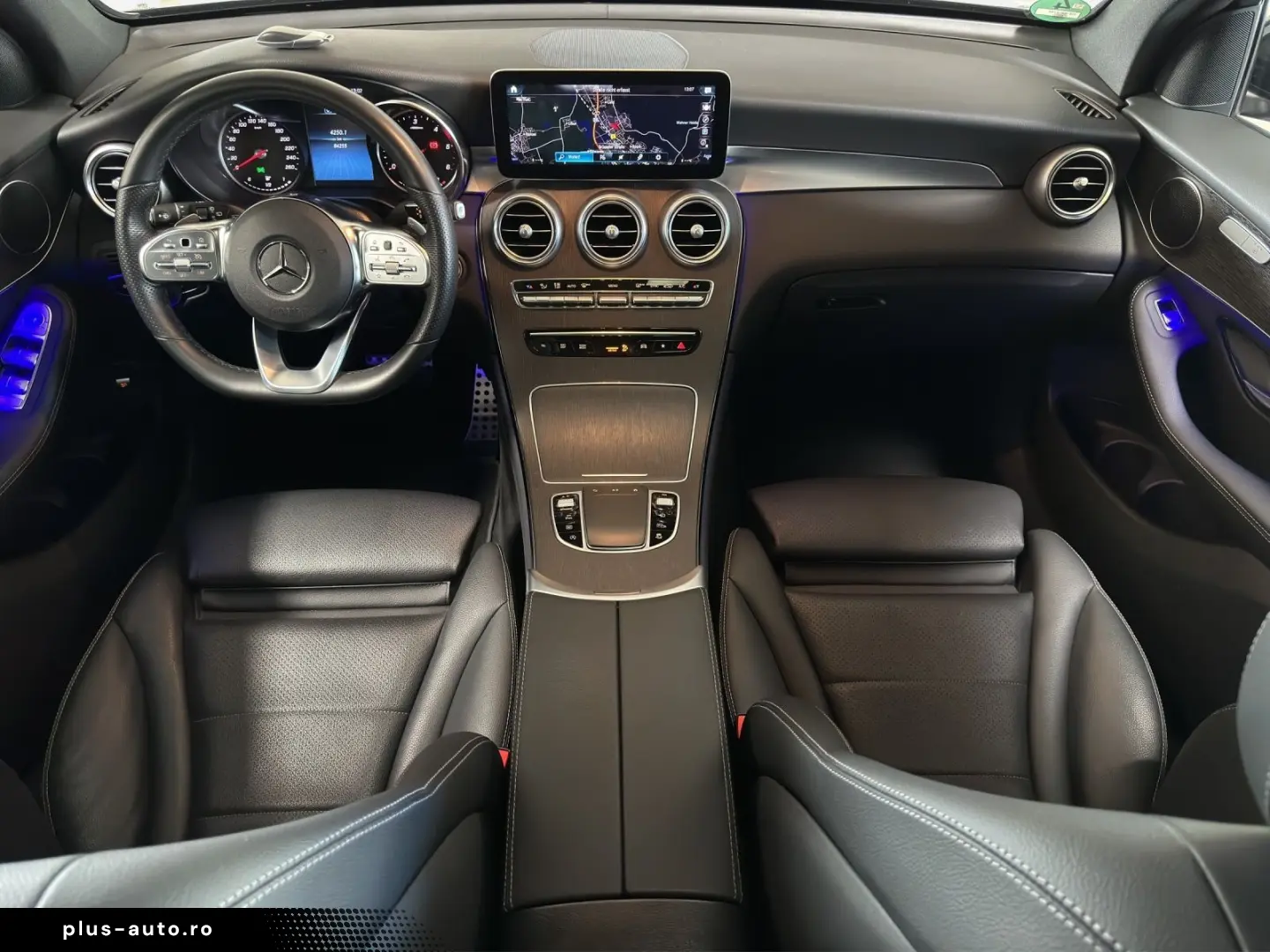 MERCEDES-BENZ GLC 220 d 4Matic AMG  LEDER NAVI PANO LED