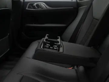 BMW i4 eD40 GC Kamera Widscreen Leder Sportsitz DAB